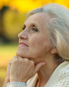 La AEDV apuesta por la investigación en dermatología geriátrica