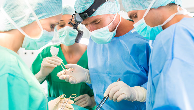 Hospitales públicos sin Cirugía Plástica, Estética y Reparadora